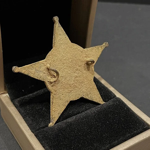 Preowned Ottoman masterpiece - finest royal military medal, issued in 1333H - Image 2