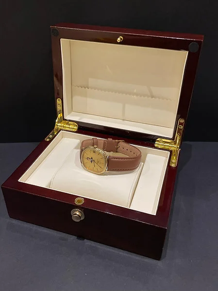 Preowned Longines Special Edition Saddam Hussain Very Rare Edition - Al Dakeka - - Image 5