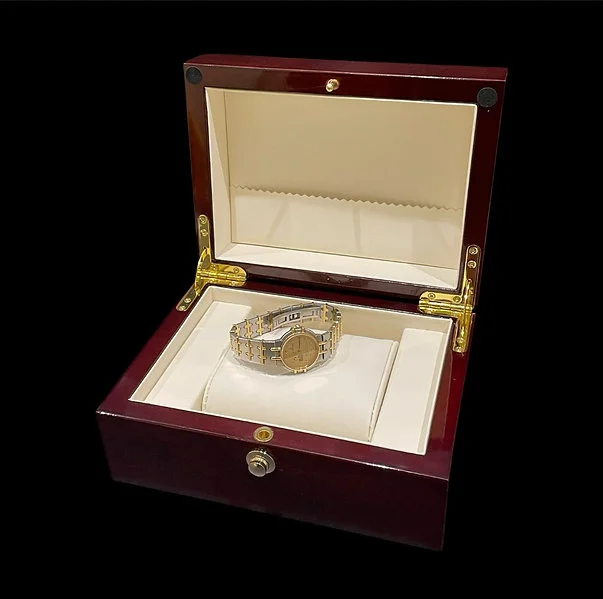 Preowned Universal Genève Swiss, Special Edition Saddam Hussain - Image 6