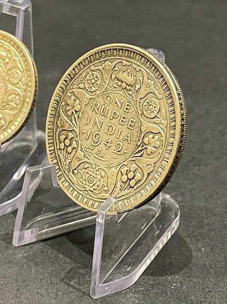 1942 Set of 3 Coins Fine Silver George India Rupee Set - Image 2