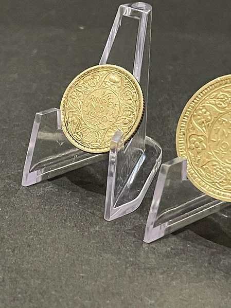 1942 Set of 3 Coins Fine Silver George India Rupee Set - Image 3