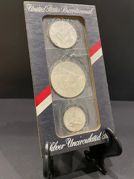 Fine Silver Proof Set USA - 1,1/2,1/4 Dollar Liberty 1979 - Image 2