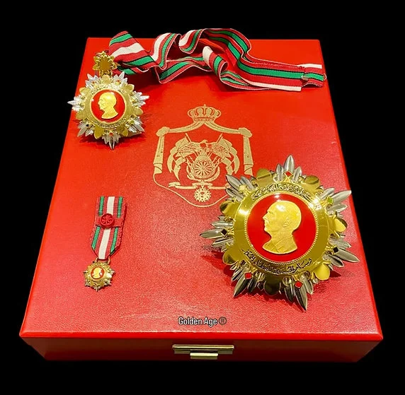 Rare Royal Order King Hussein Medal For Distinguished Giving - Al Tamaeoz