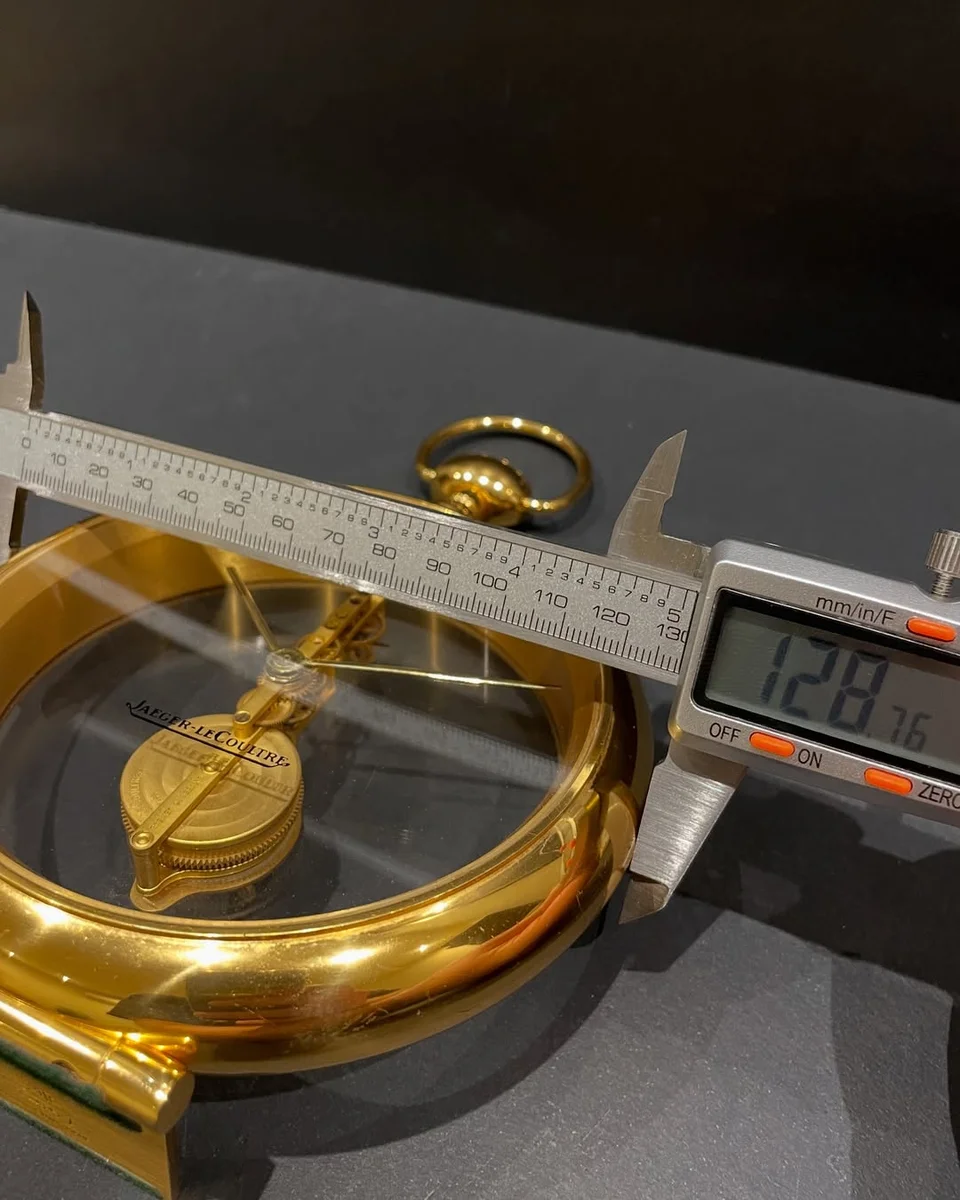 1980 Jaeger-LeCoultre Desk O'clock Floating Movement - Image 8