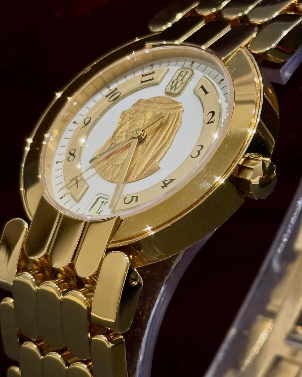Rare Harry Winston – King Fahd KSA - Special Edition Full Gold - Image 4