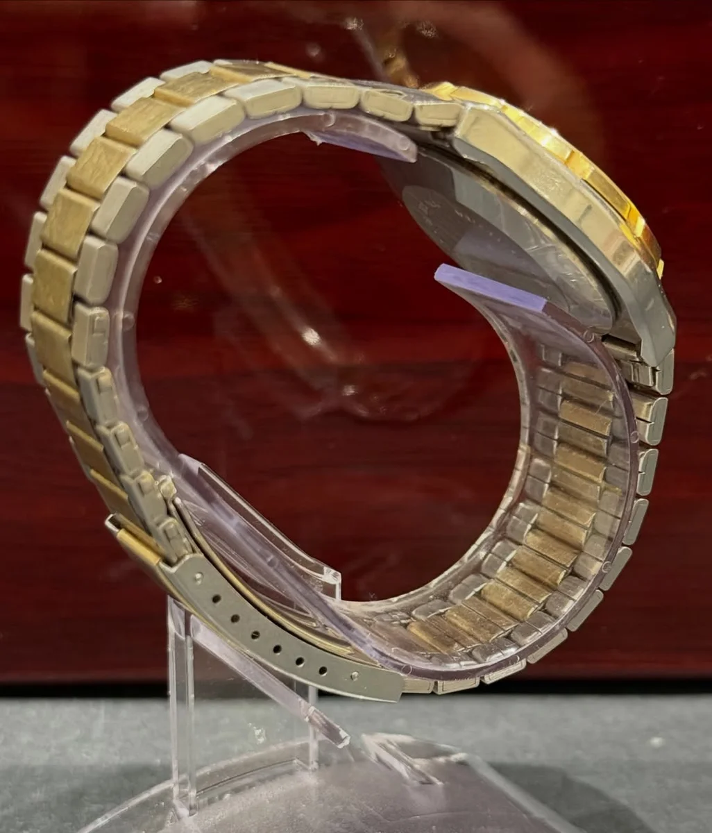 Rare Presidential Release Iraq 1980 Certina Switzerland - Image 4