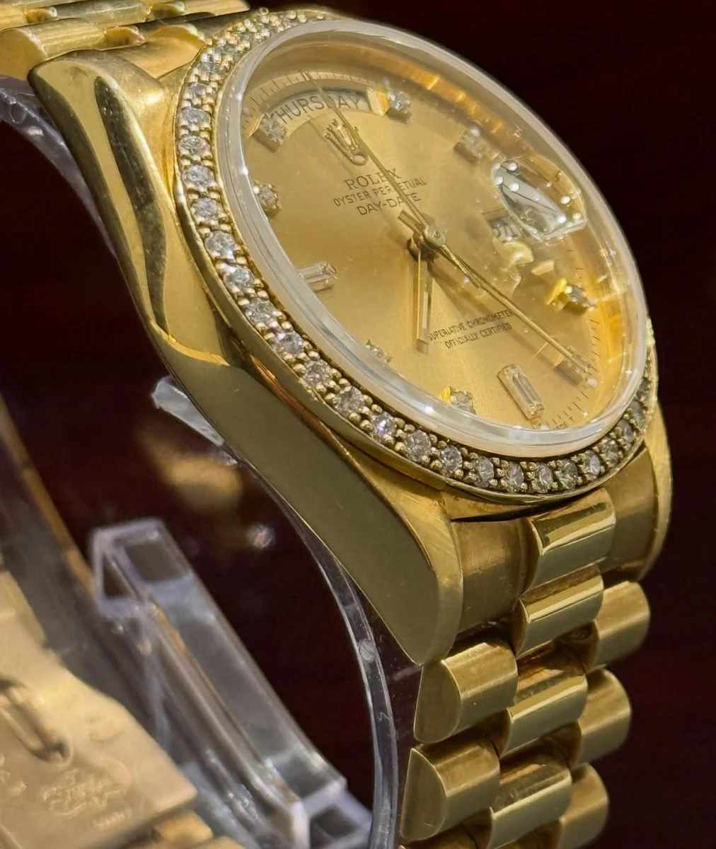 Rolex Day-Date 1995 18000 Rolex Diamonds - Full Gold 36MM - Image 2