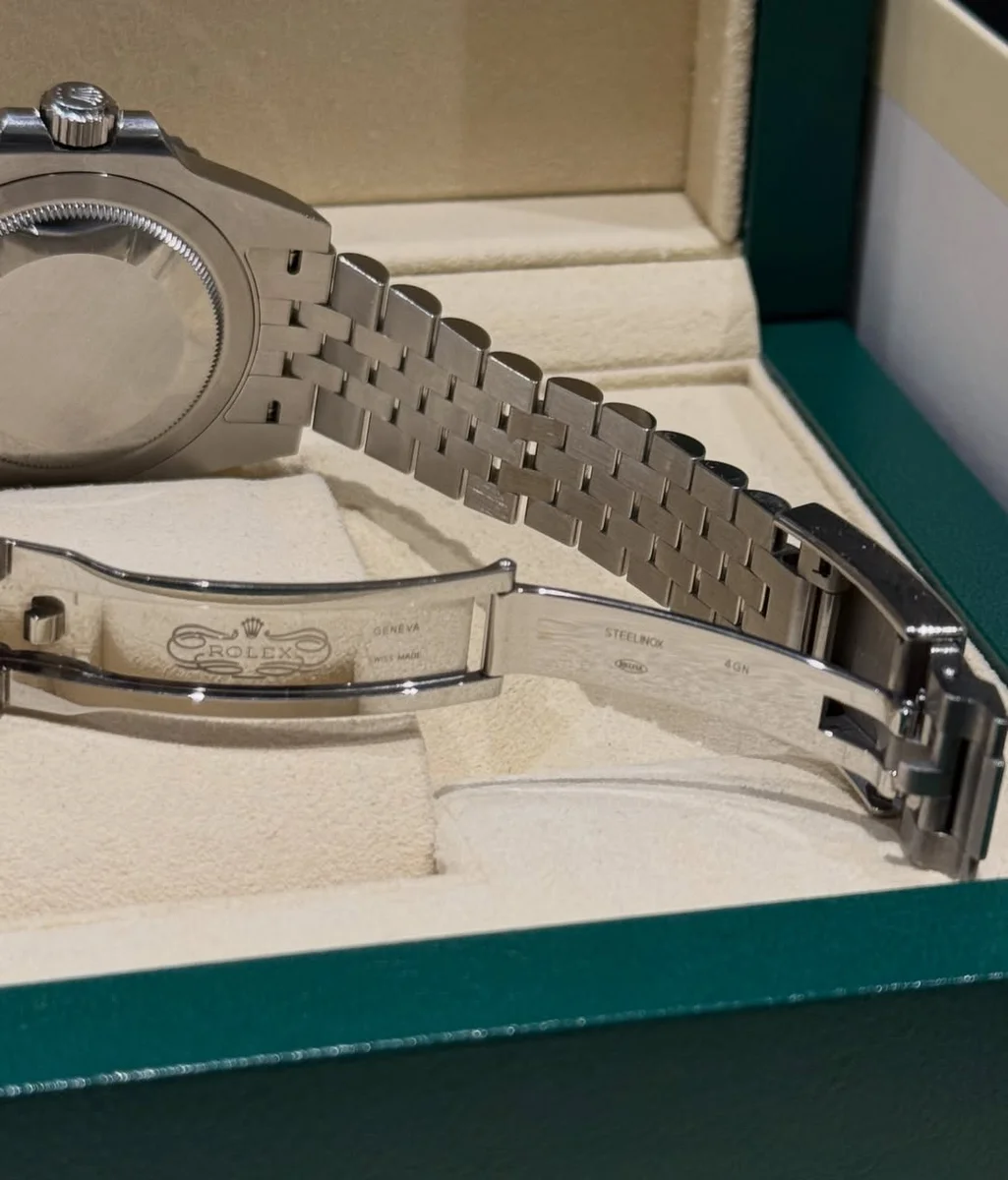 Rolex GMT II Master Pepsi - Steel Full Set - 2020 - Image 11