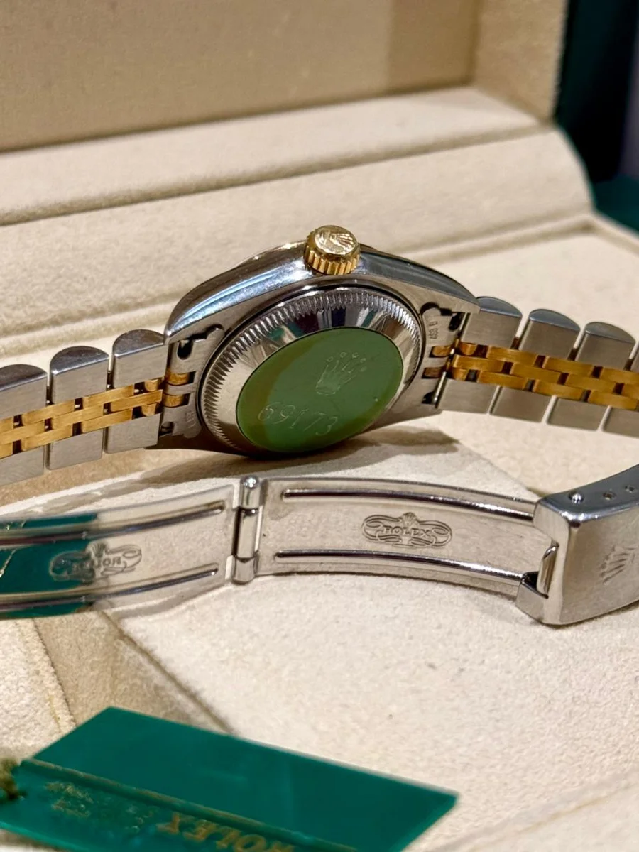 Rolex 1995 Ladies Datejust 26MM Steel Gold Full Set - Image 4