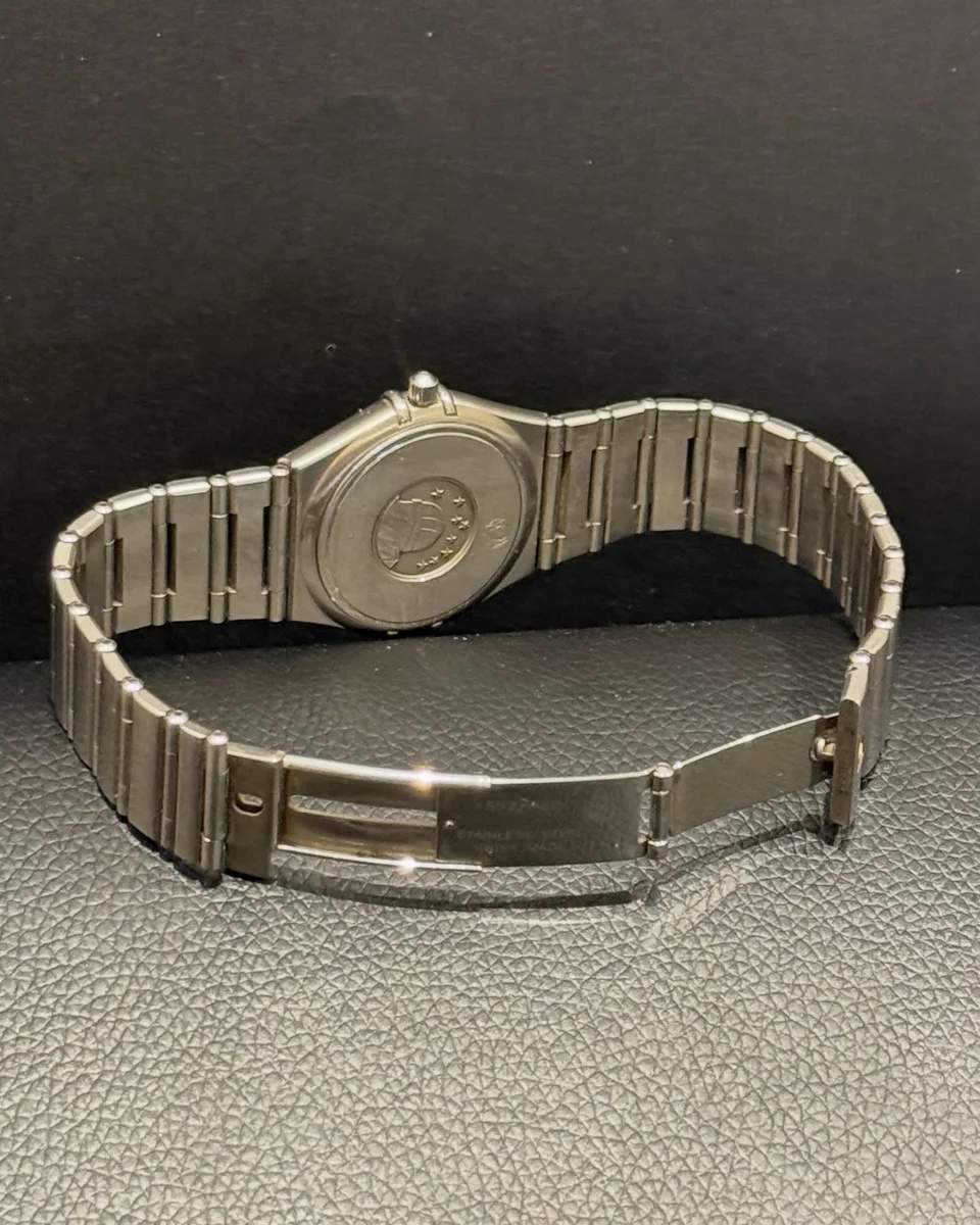 Omega Special Edition UAE 1995 UAE Armed Forces - Image 8