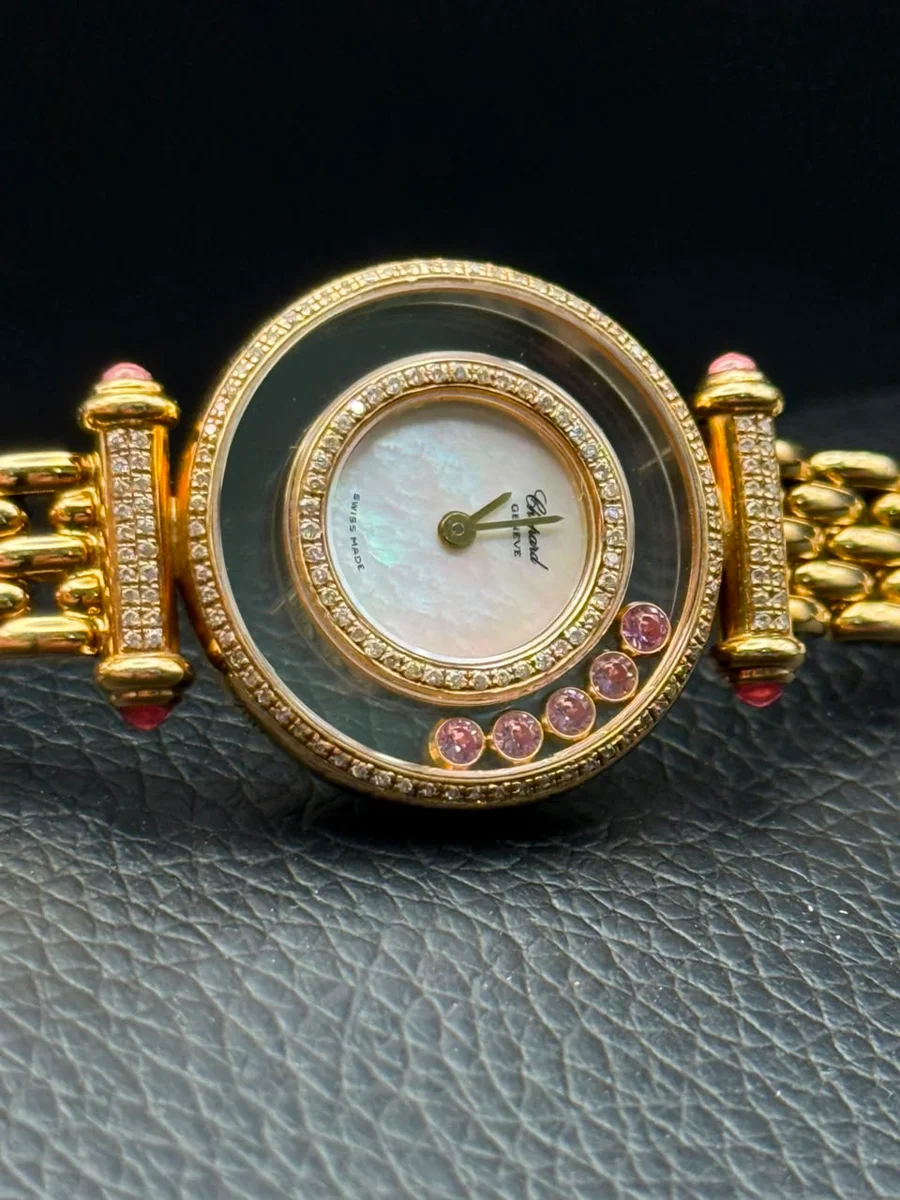 Chopard’s Legendary Happy Diamonds MOP Full Gold - Image 3