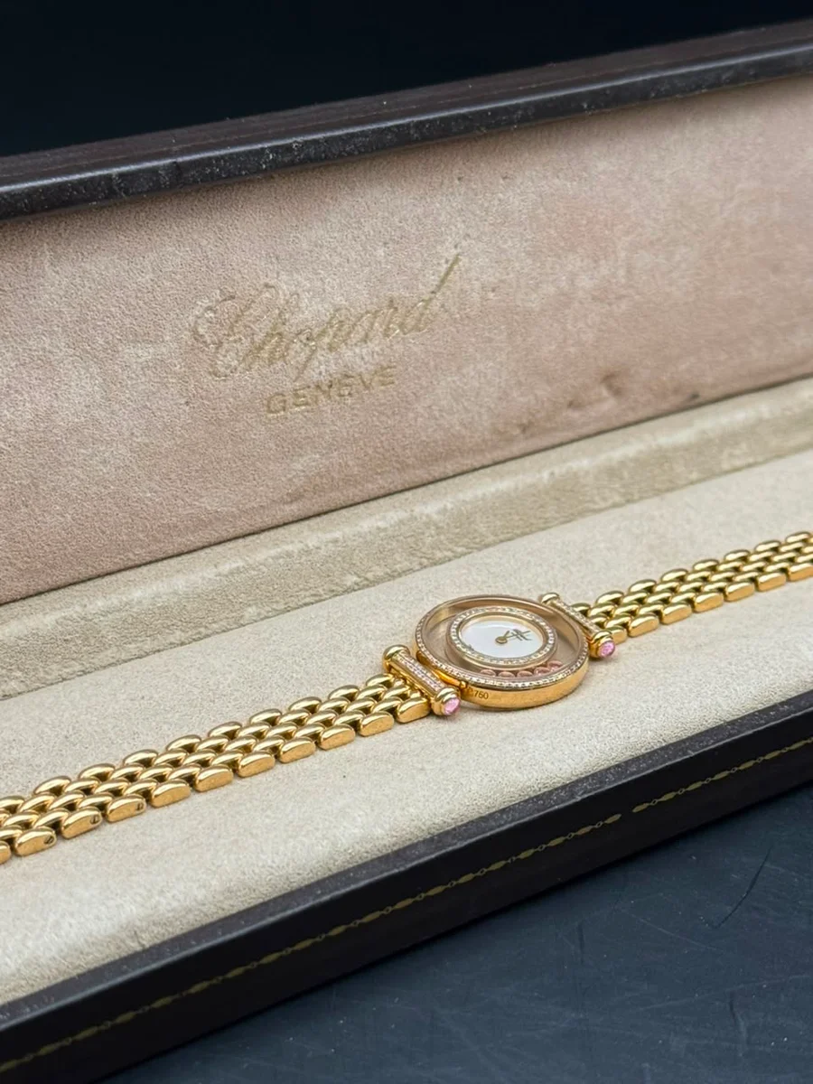 Chopard’s Legendary Happy Diamonds MOP Full Gold - Image 4