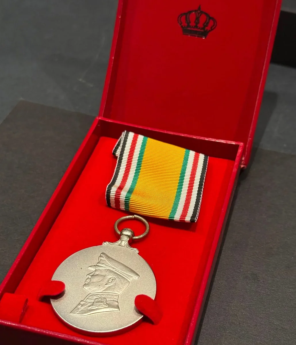 Jordanian Commemorative Medal Accession to the Throne Day - Image 2