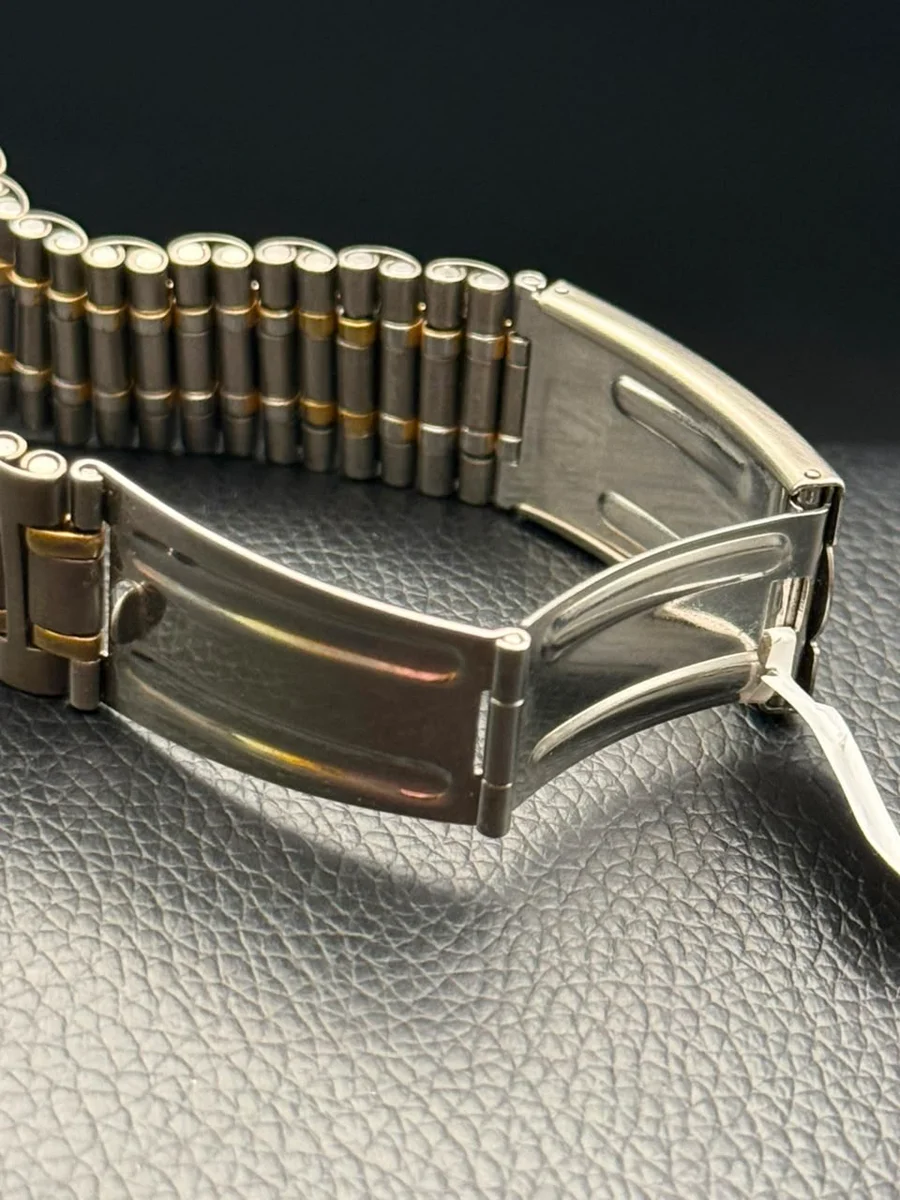 Breitling Aerospace 1990s Full Titanium 40MM Two Tone - Image 6
