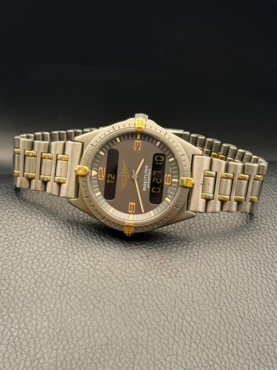 Breitling Aerospace 1990s Full Titanium 40MM Two Tone - Image 5