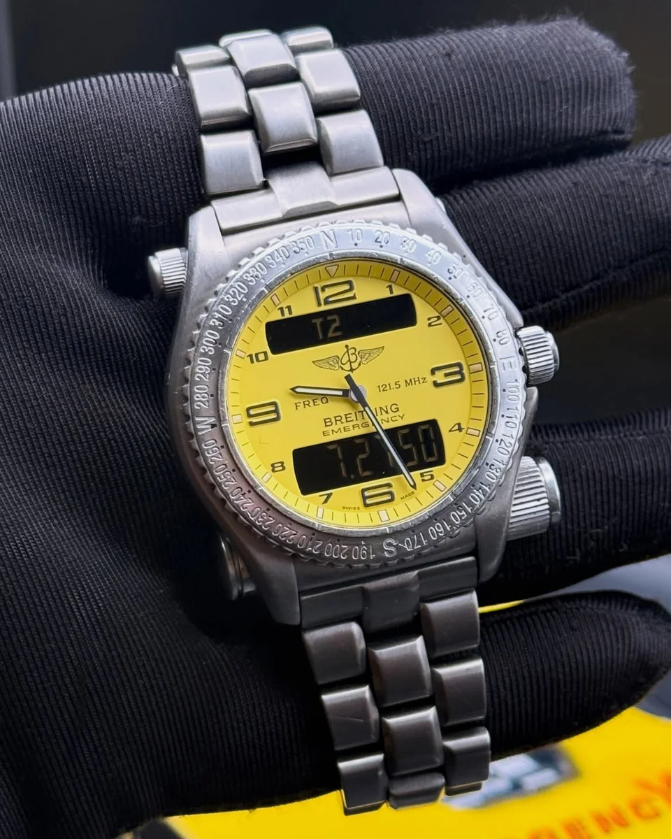 Breitling Emergency Yellow Rare Titanium Full Set - Image 3