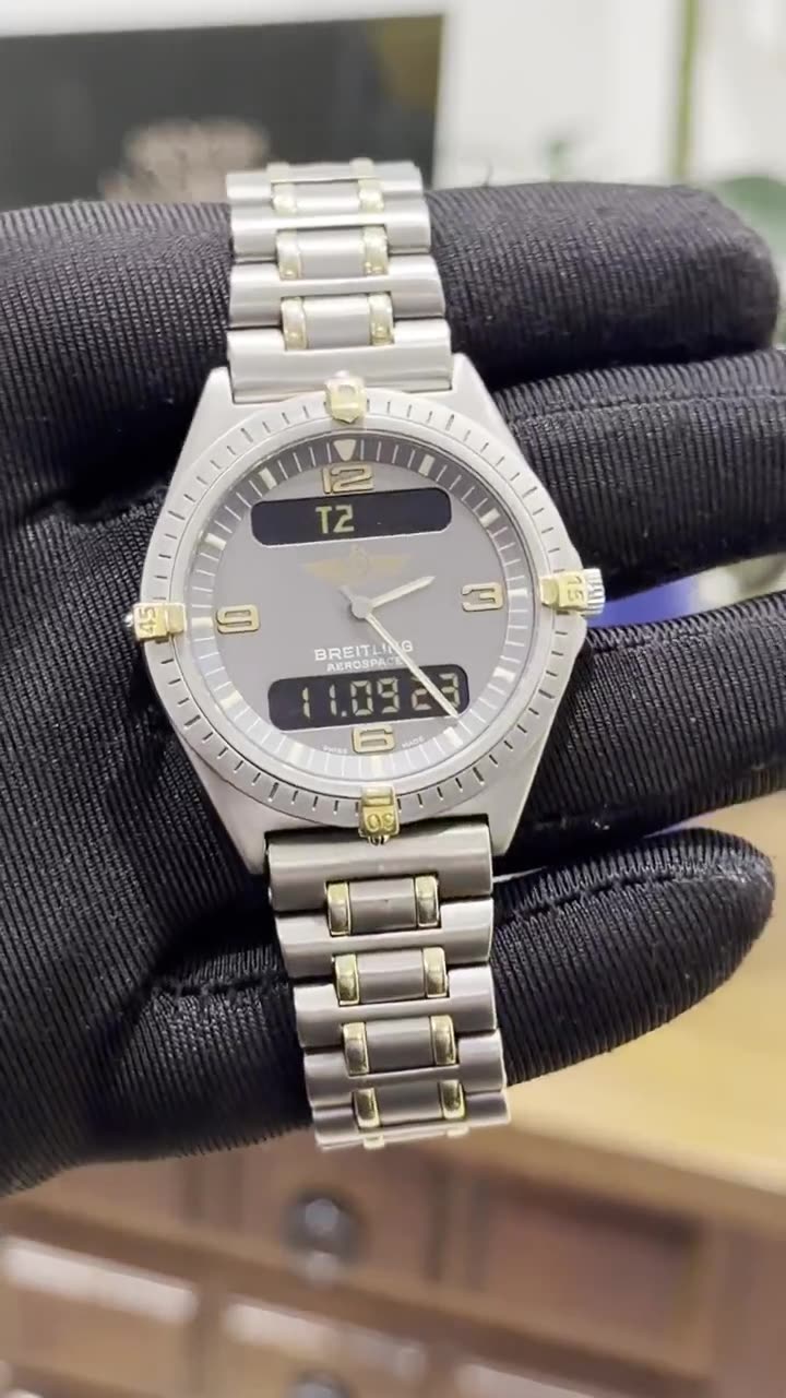 Breitling Aerospace 1990s Full Titanium 40MM Two Tone - video