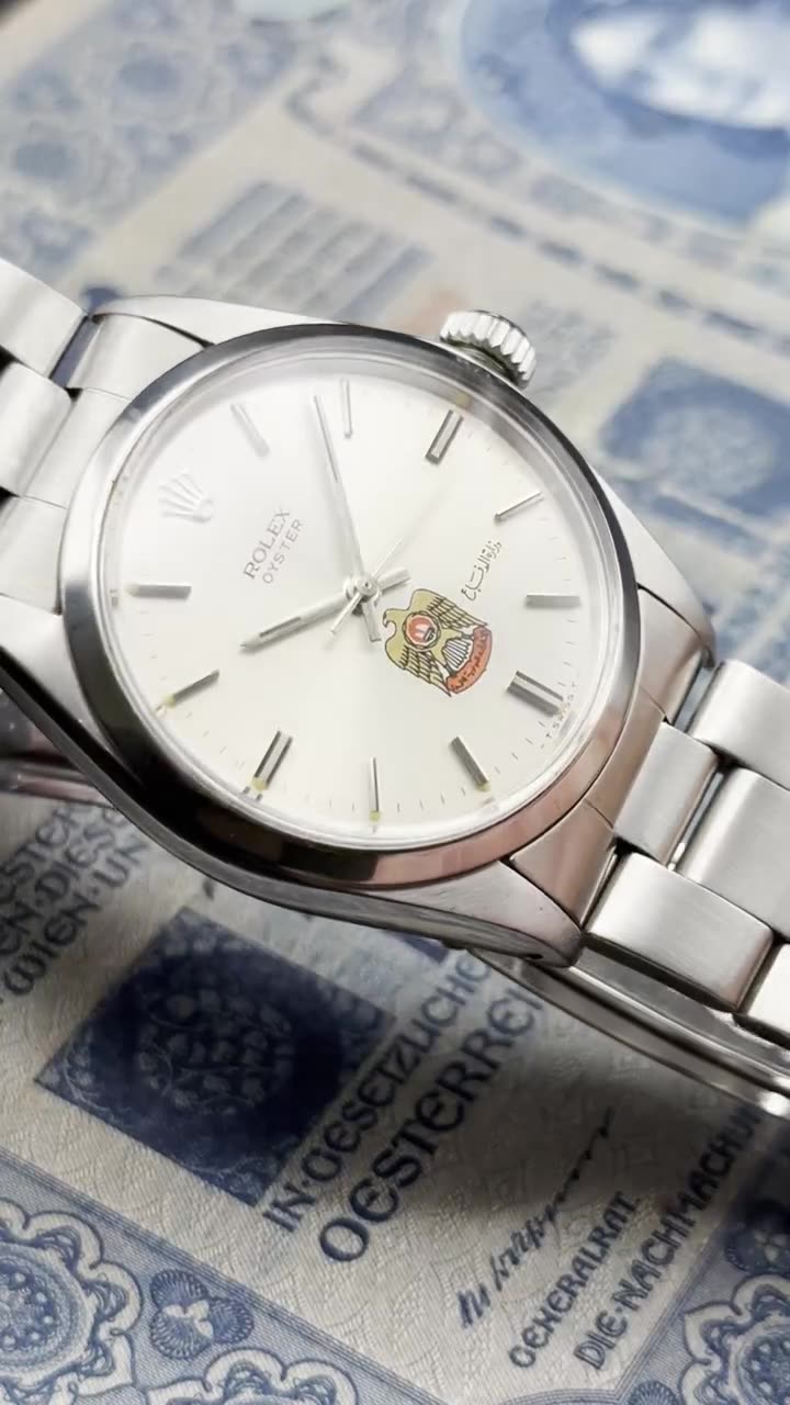 Rolex Oyster 1971 First Edition RARE UAE Ministry of Defense - video