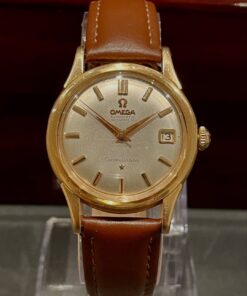 Alternative view of 1960s The Prestigious Constellation Insignia 18K Gold