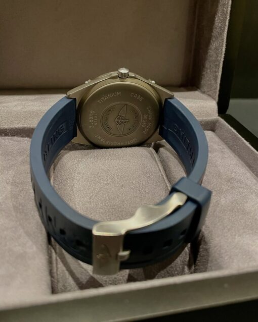 Rare Breitling UAE Military Masterpiece – 1990s - Image 9