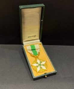 Alternative view of Syrian Medal Order of Merit Gilt & Enamel