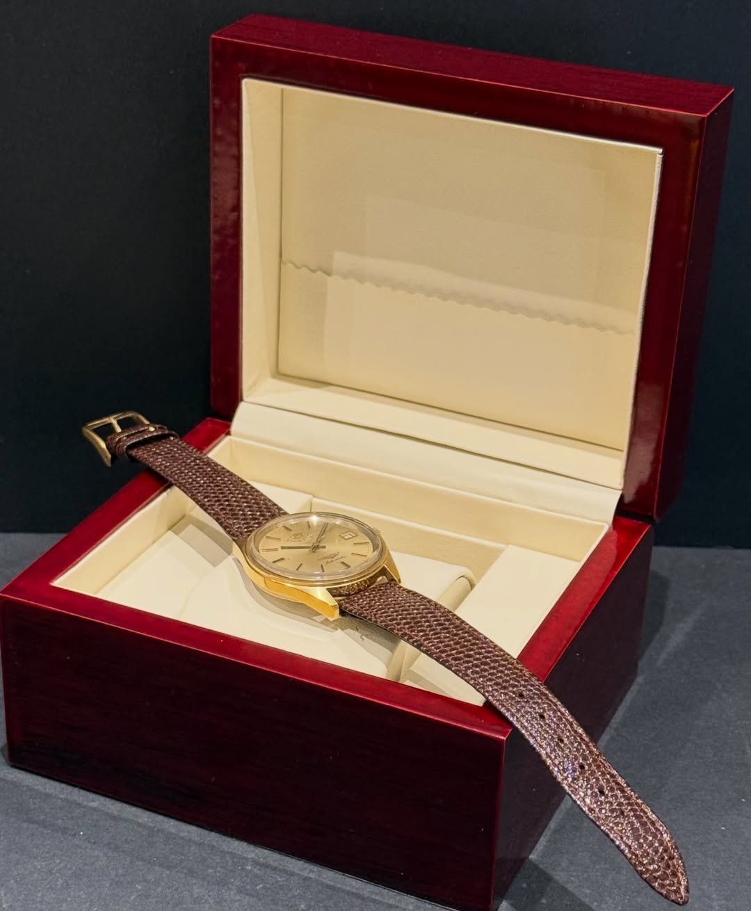 Ultra Rare Longines Royal Special Edition1970 Automatic King Hussain - Image 6